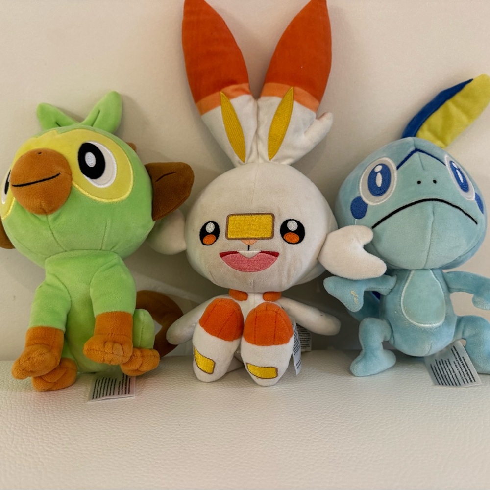 Pokémon Plush Toy Set - Scorbunny, Sobble, & Grookey.
